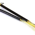 Long Handle Metal Wooden Shoehorn - Ergonomic Design for Easy Shoe Wearing, Ideal for Seniors and People with Limited Mobility, Durable and Stylish Accessory