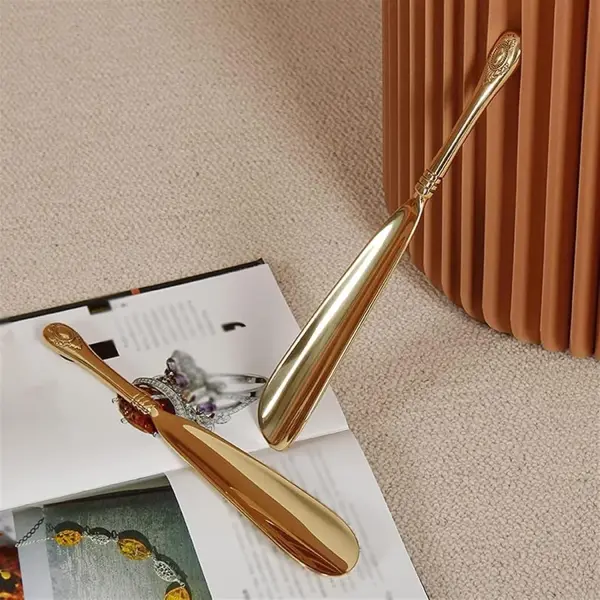 Shoe Horns, Long Handle Metal Shoehorn Brass Shoehorn for Men Women Kids Seniors