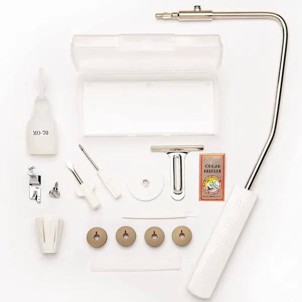 Janome HD9 White: Sewing Machine