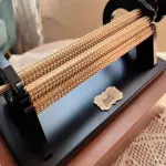 Fabric Pleater 32 Row Smocking Pleater,Ruffler Sewing Machine Presser Foot Attachment,Adjustable Row Pleating Tool with Back Box,for Garment Making Fabric Gathering Handcraft Fans 32Rows
