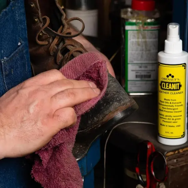 Obenauf's Leather Care Essentials Kit - 4oz Heavy Duty Leather Preservative - 8oz Leather Oil Leather Conditioner - 8oz Cleanit Leather Cleaner - Horsehair Brush - Cleaning Cloth