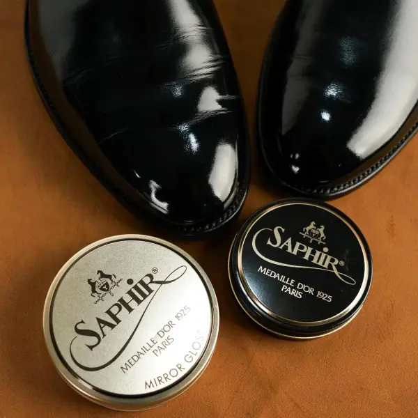 SAPHIR Medaille d’Or Mirror Gloss - Natural Wax Polish for Leather Shoes & Boots