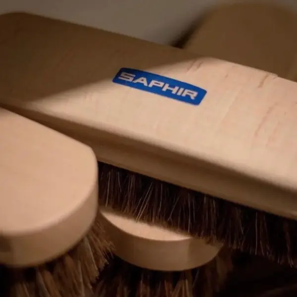 Saphir Natural Horsehair Brush - Shoe Polish Brush for Cleaning, Polishing & Buffing Leather Shoes - 7" (18cm)