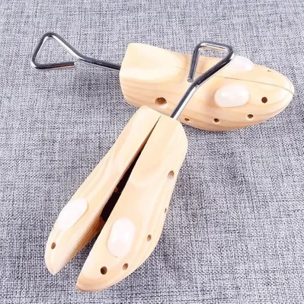 Natural Pine Wood Shoe Support Leather Anti-wrinkle Shaping Adjustable Expanding Device